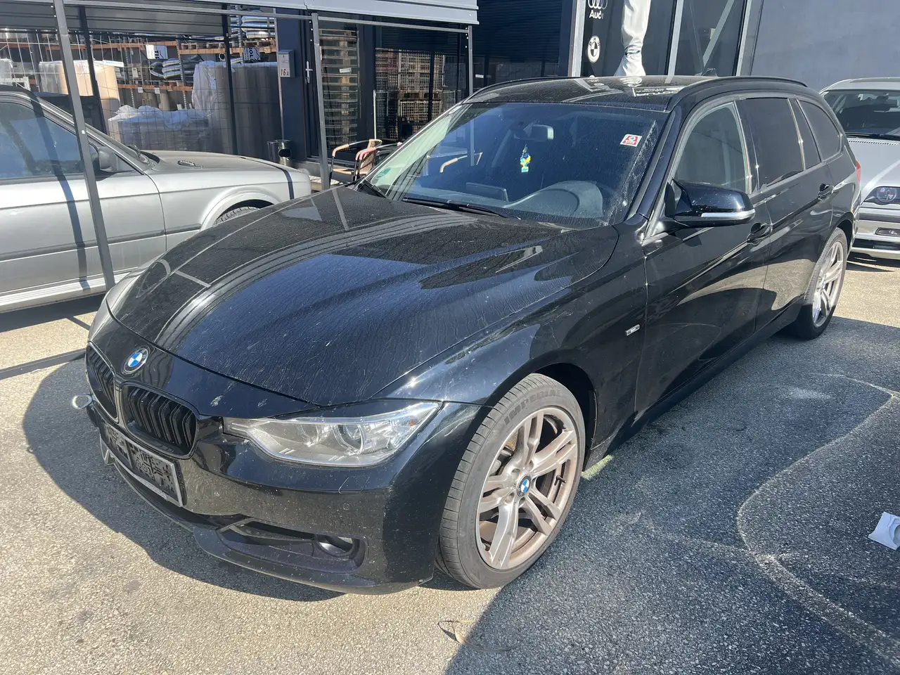BMW 320