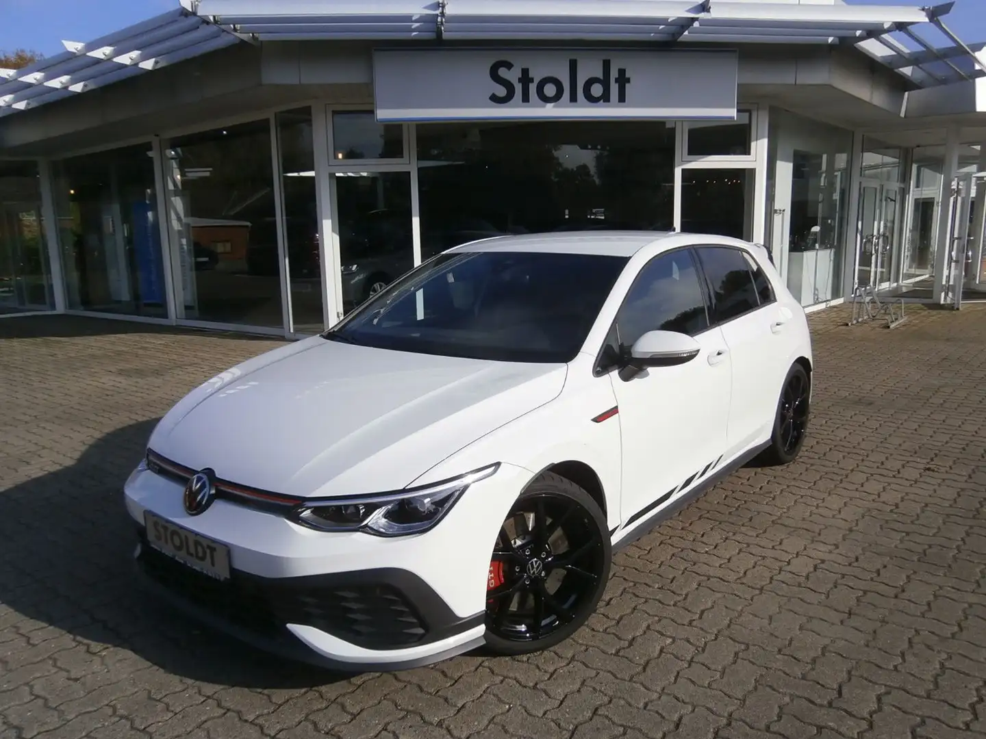 Volkswagen Golf VIII GTI Clubsport 2.0 TSI, DSG Weiß - 1