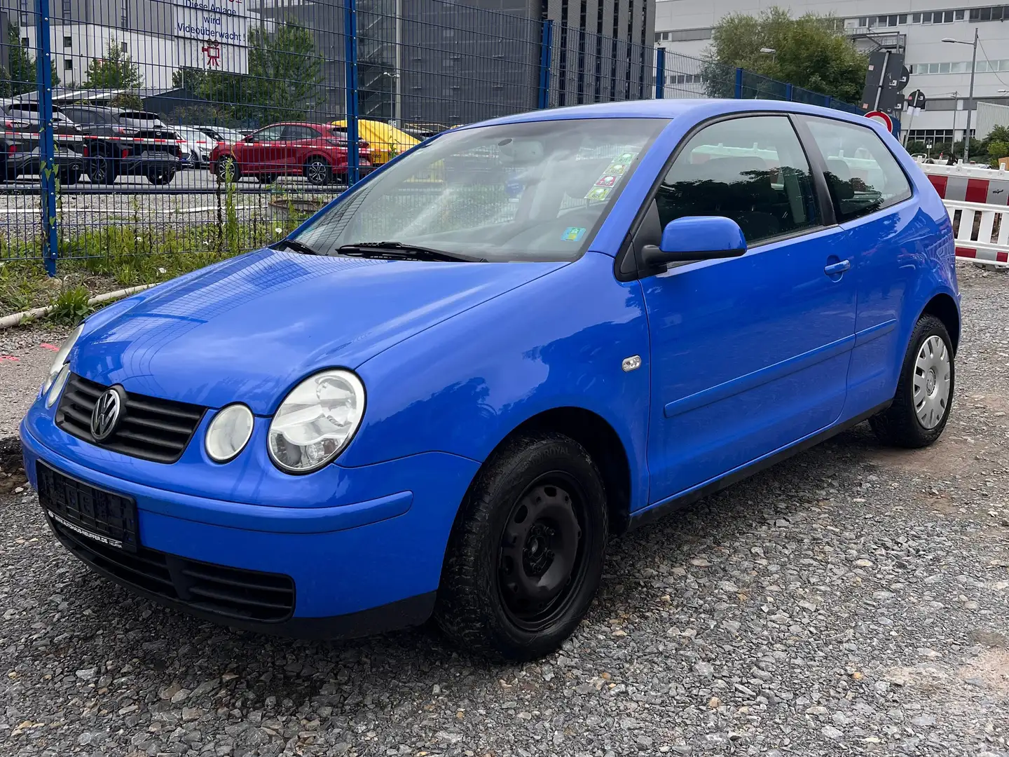 Volkswagen Polo 1.2 Trendline Blau - 2