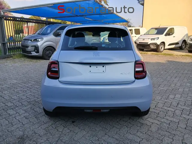 Fiat 500 view 9