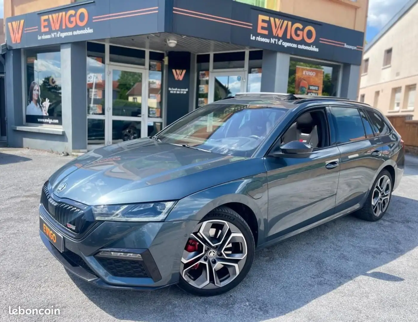 Skoda Octavia RS 1.4 TSI 245 CH 150 PHEV 4X2 DSG Gris - 1