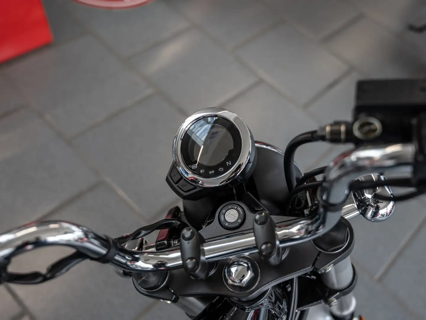 Honda DAX ST 125 LED SCHEINWERFER Black - 2