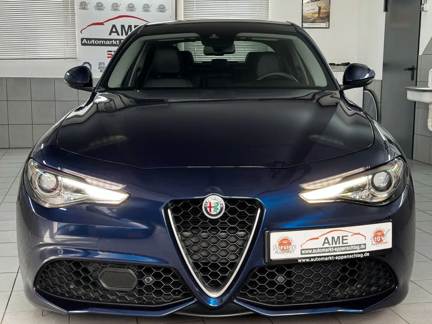 Alfa Romeo Giulia Veloce Q4 AT8 *Panorama|DAB|Xenon|Kamera* Blauw - 2