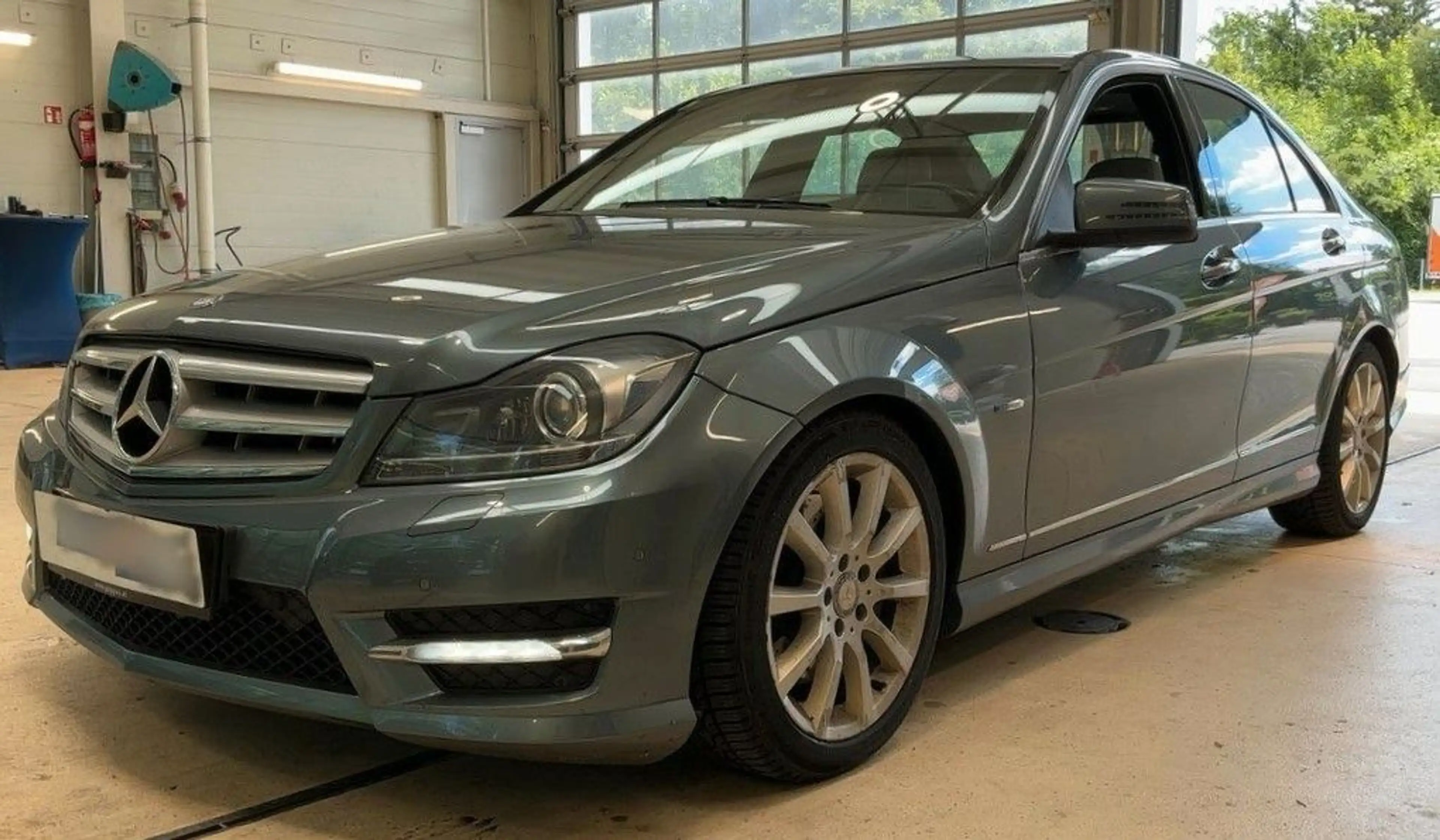 Mercedes-Benz C 350 CGI V6 4Matic AMG *1.Hand*MB-Scheckheft*
