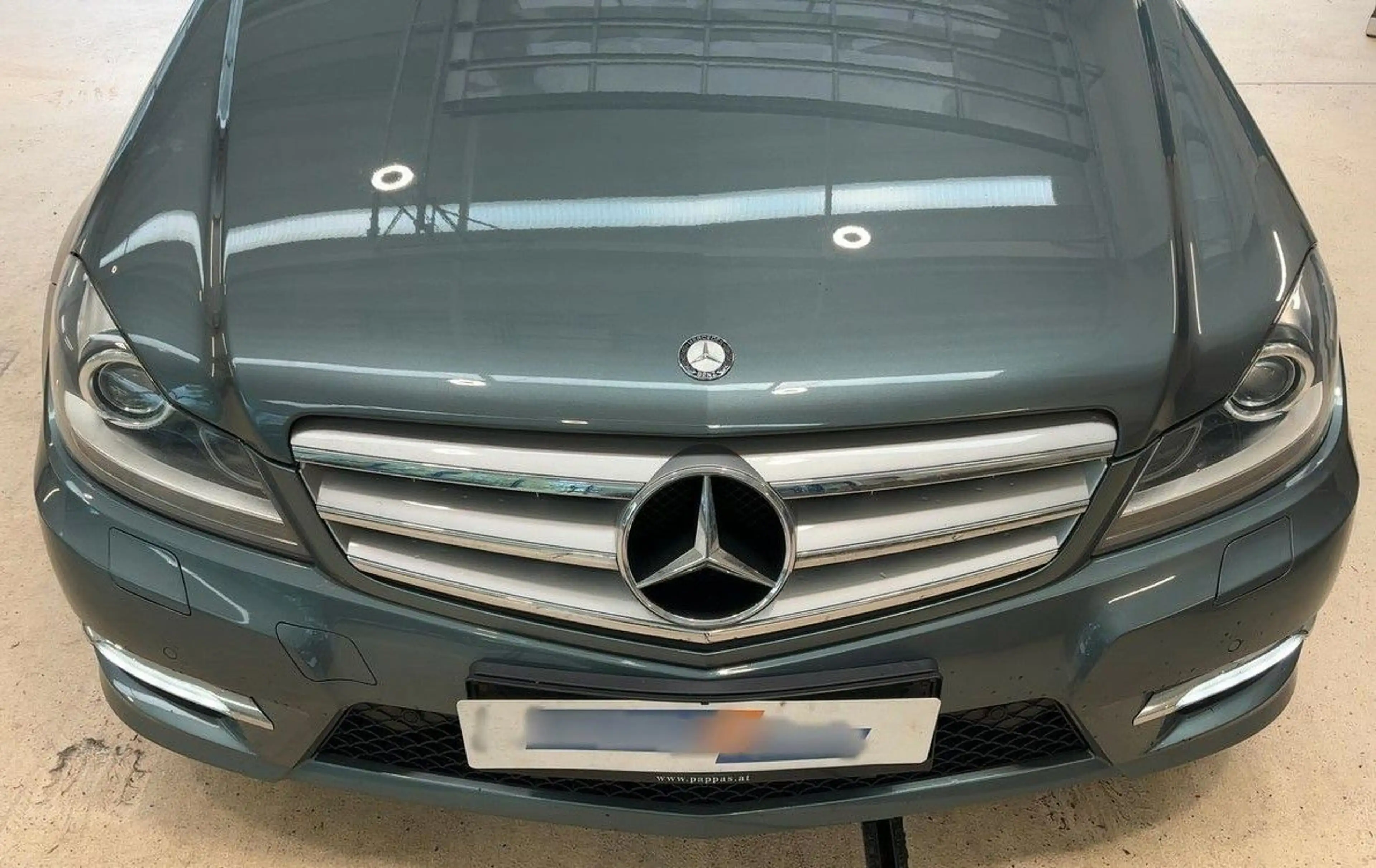 Mercedes-Benz C 350 CGI V6 4Matic AMG *1.Hand*MB-Scheckheft* — photo 2