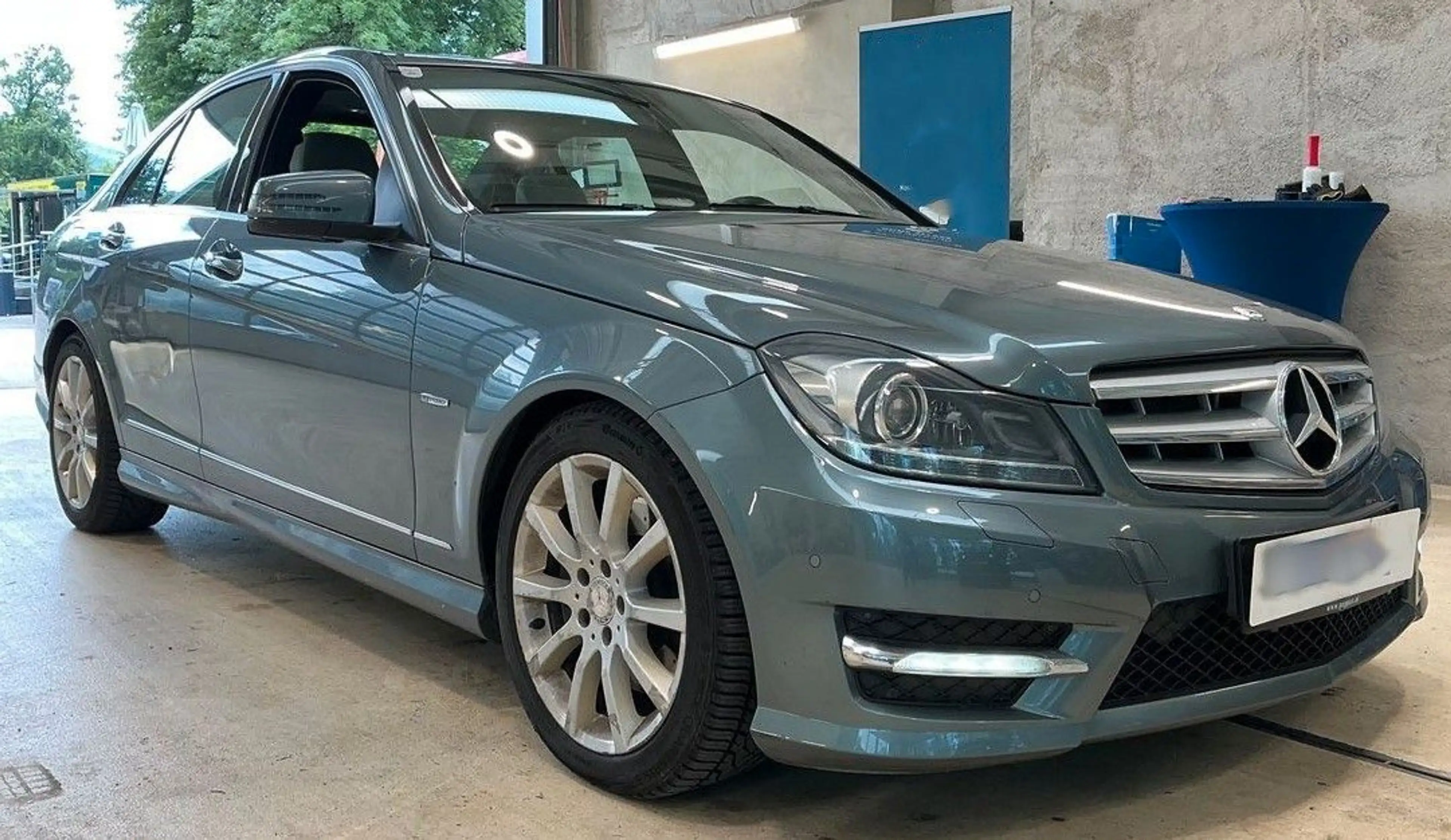 Mercedes-Benz C 350 CGI V6 4Matic AMG *1.Hand*MB-Scheckheft* — photo 12