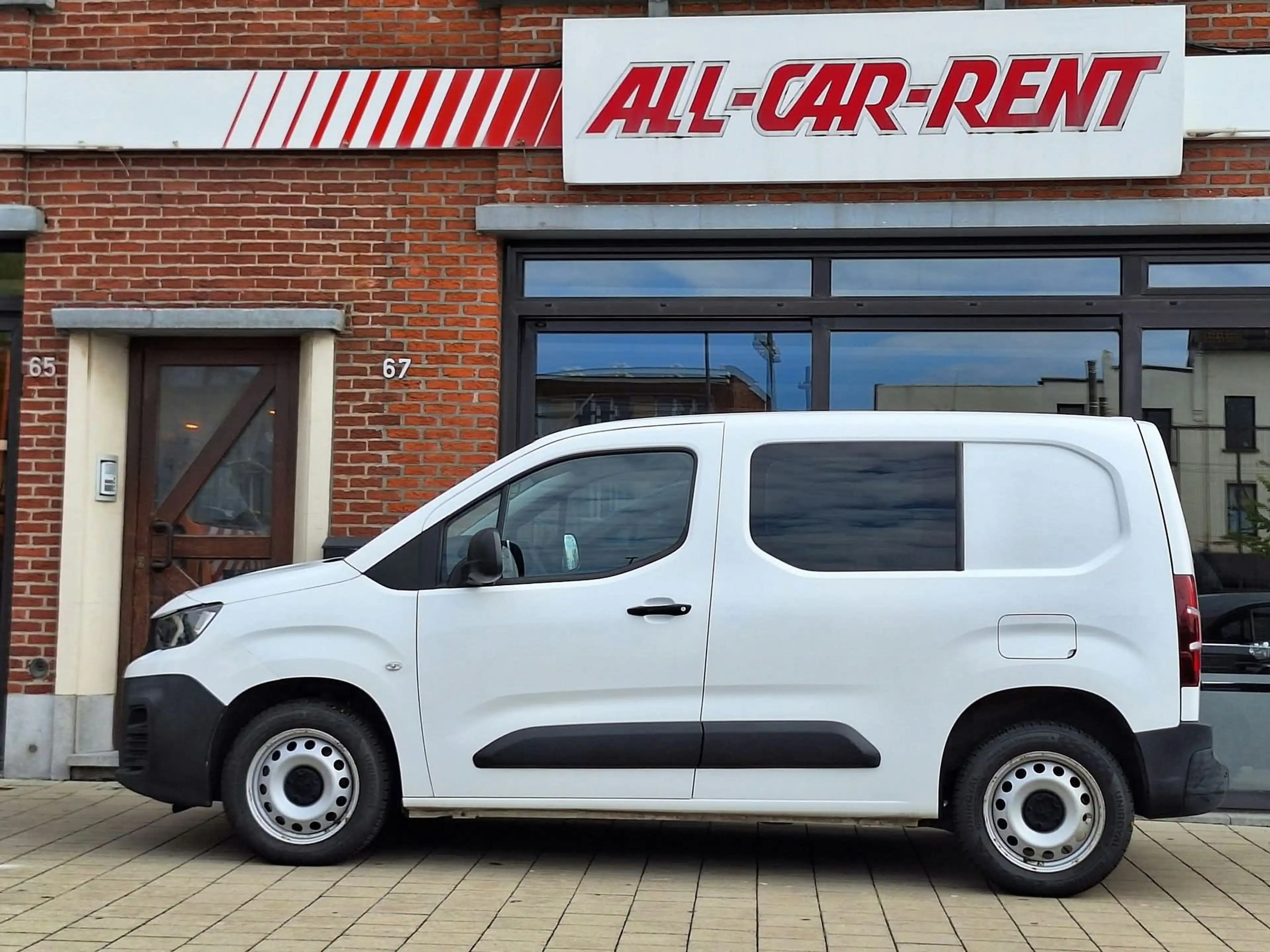 Peugeot Partner Standard Heavy Premium 1.5 BlueHDI S/S