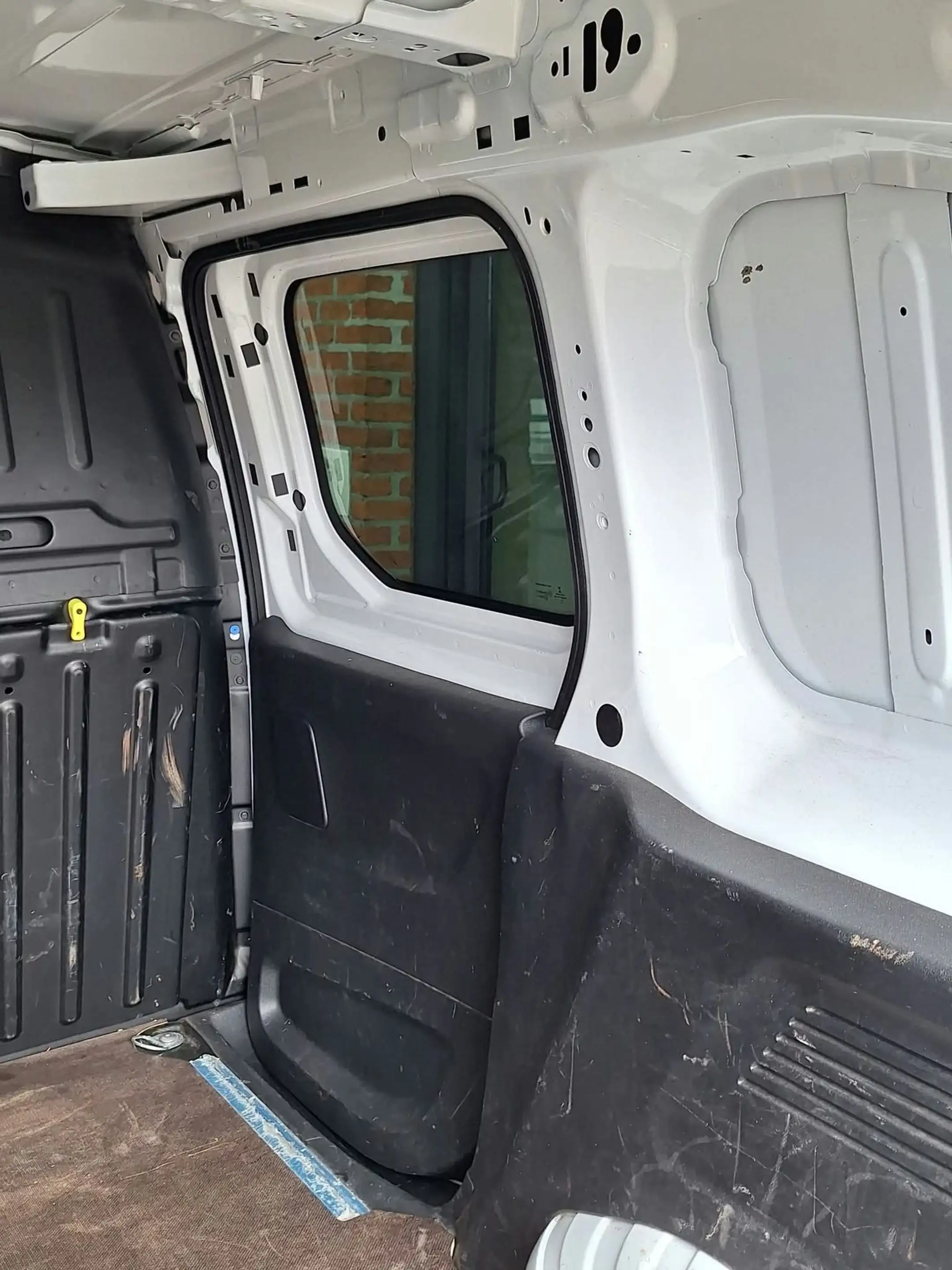 Peugeot Partner Standard Heavy Premium 1.5 BlueHDI S/S — photo 11