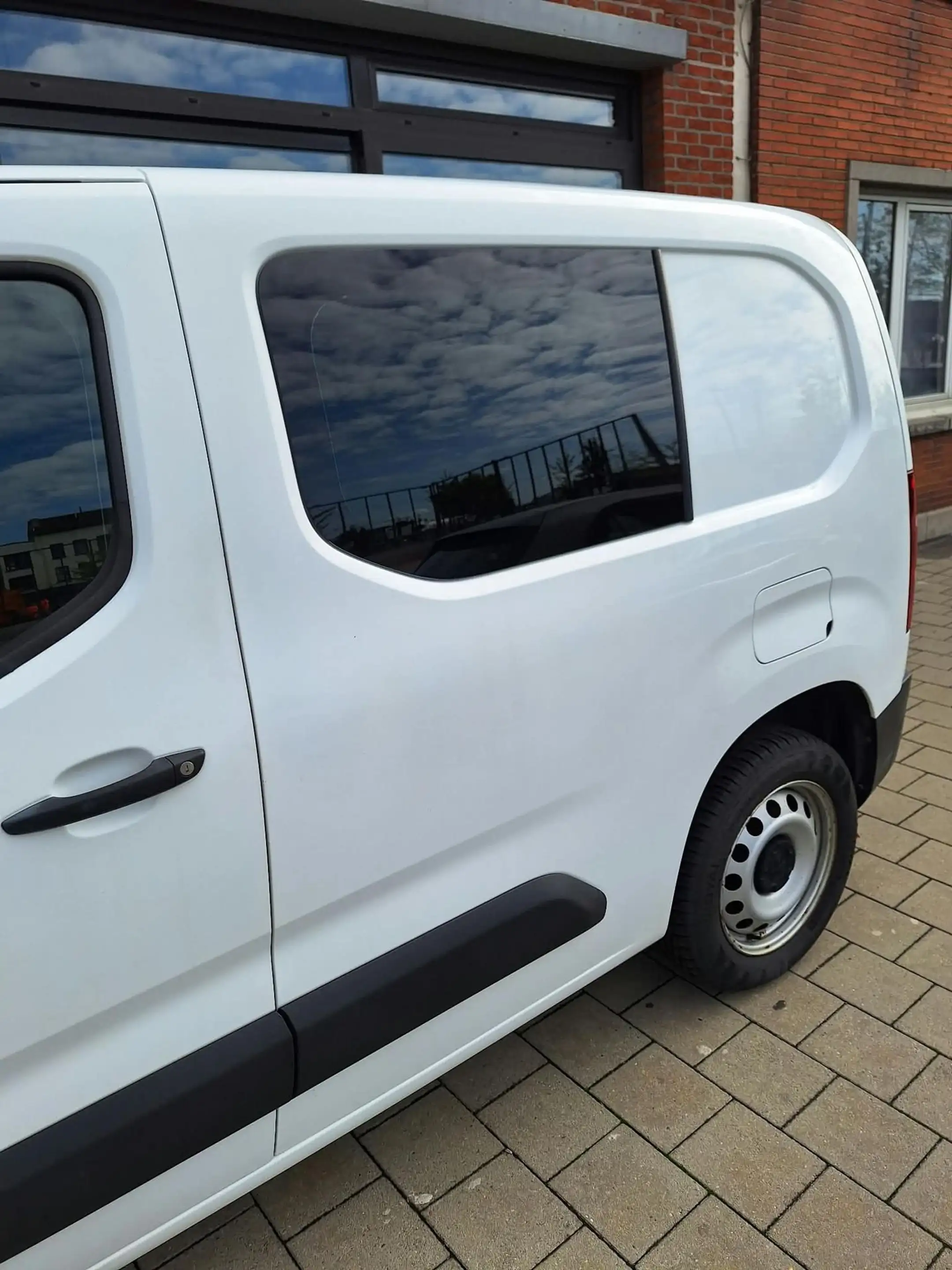 Peugeot Partner Standard Heavy Premium 1.5 BlueHDI S/S — photo 6
