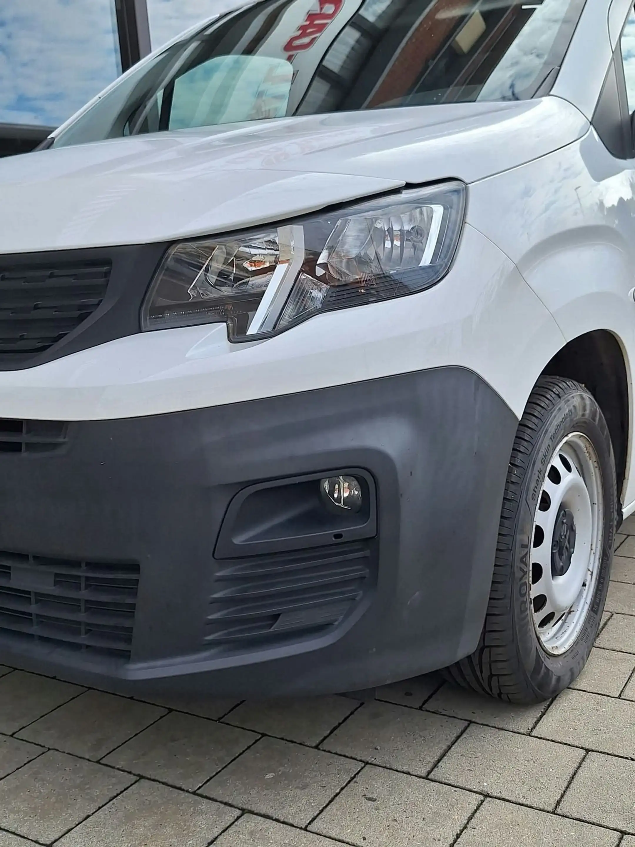 Peugeot Partner Standard Heavy Premium 1.5 BlueHDI S/S — photo 4
