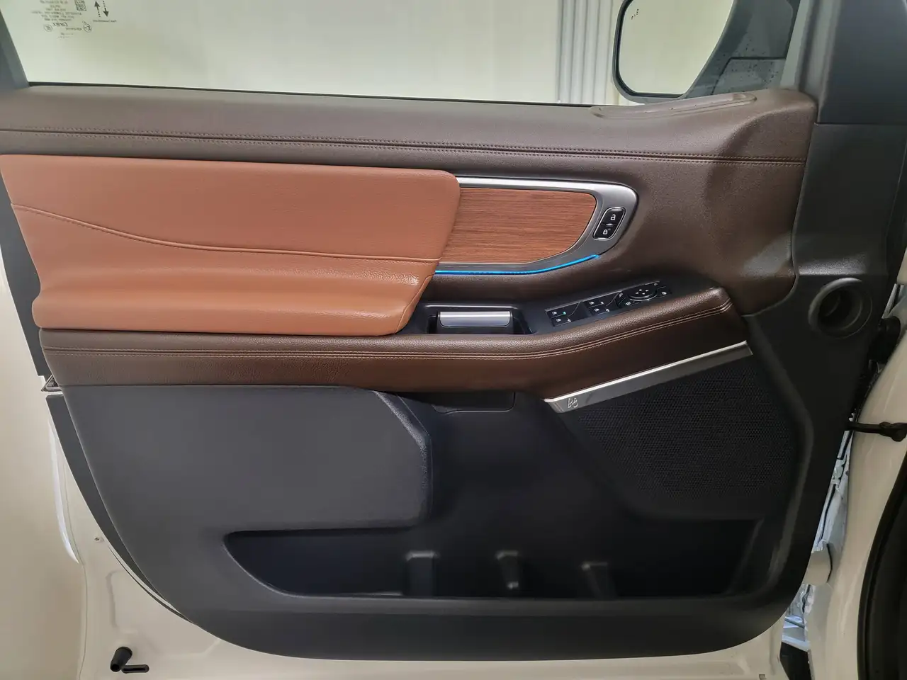 Ford Expedition снимка Ford Expedition