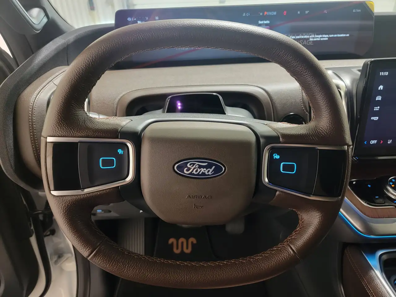 Ford Expedition снимка Ford Expedition