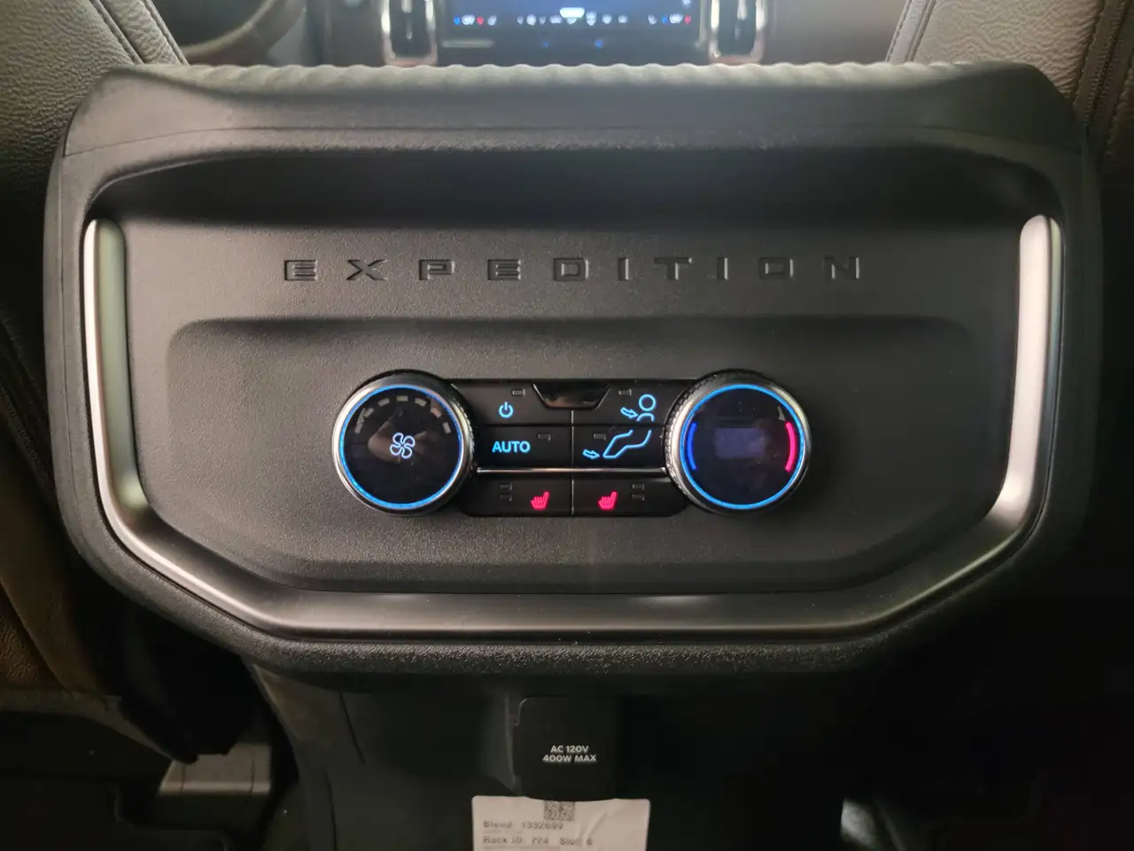 Ford Expedition снимка Ford Expedition