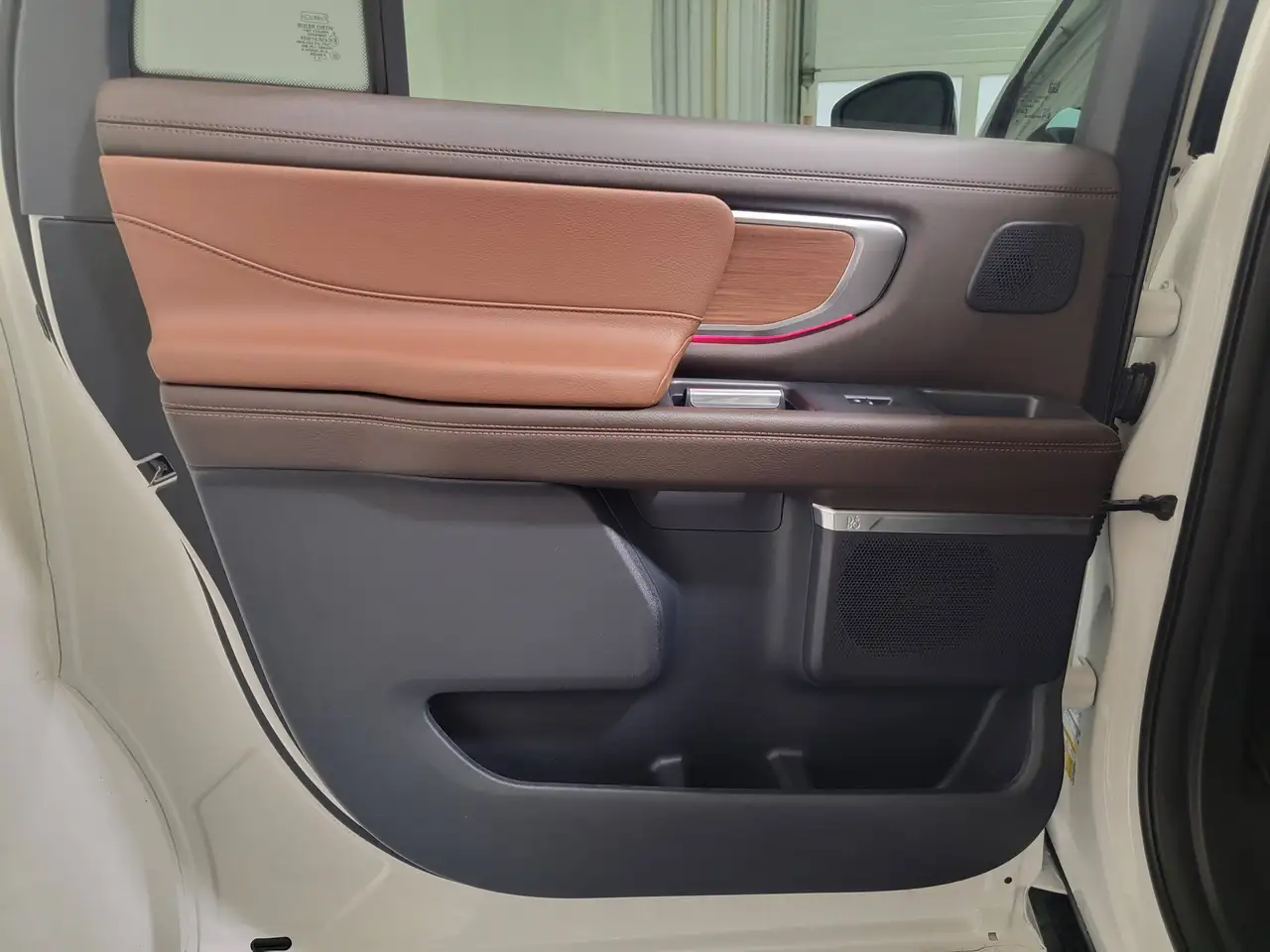 Ford Expedition снимка Ford Expedition