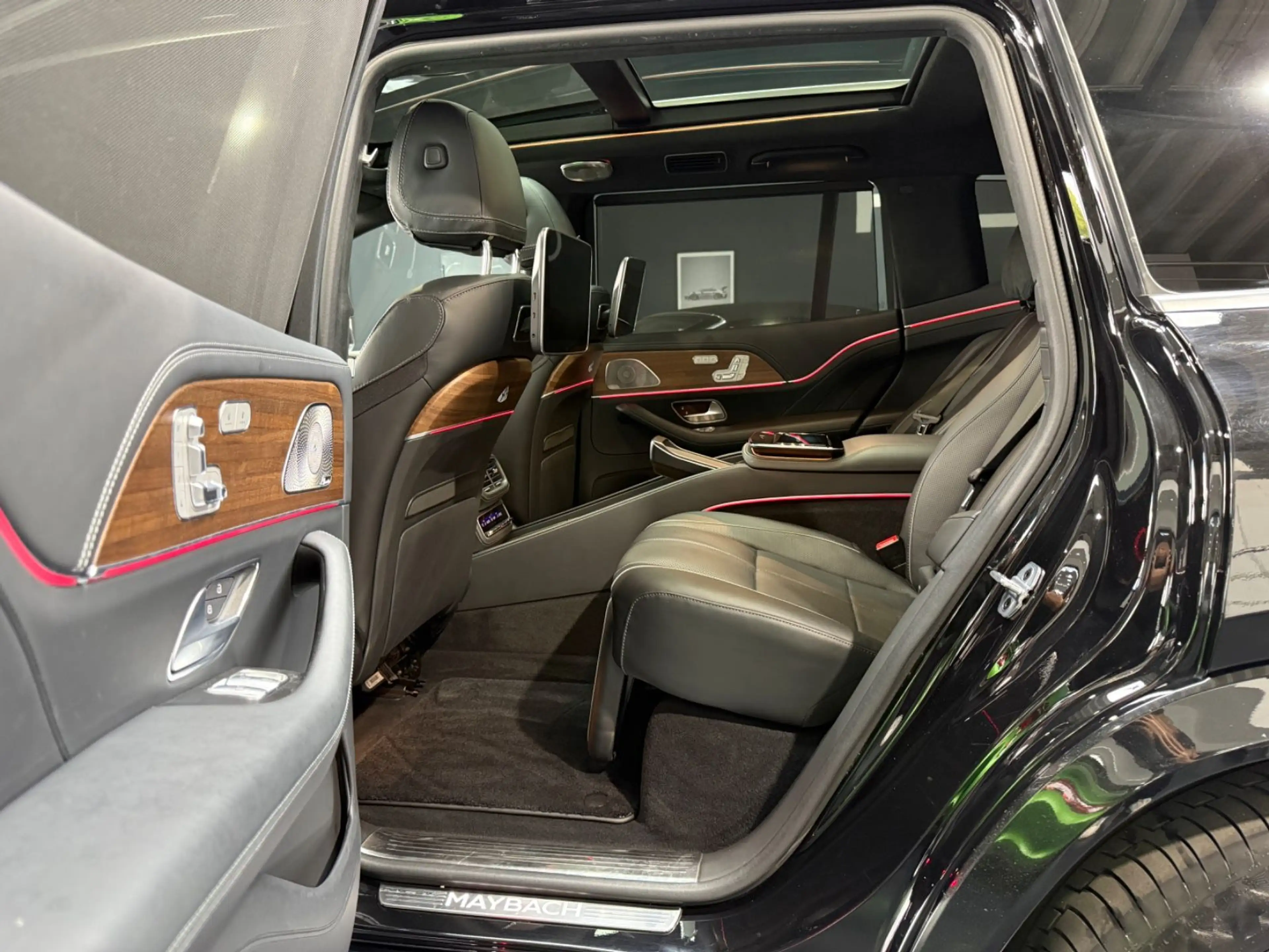 Mercedes-Benz GLS 600 Maybach Executive Fond/Burmester/HuD/360 — photo 10