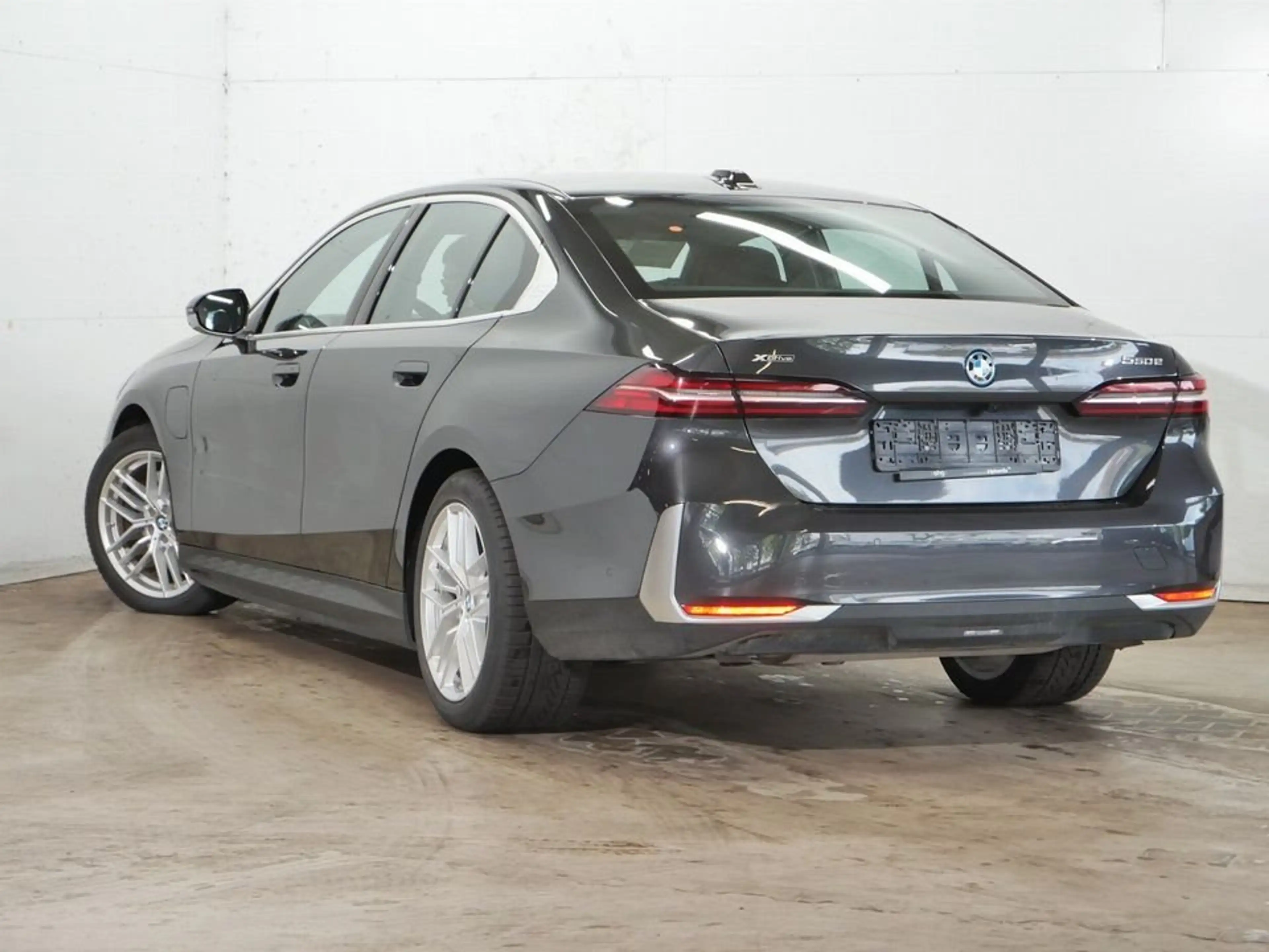 BMW 550 e xDrive + GARANTIE-bis-05.2030 — photo 4