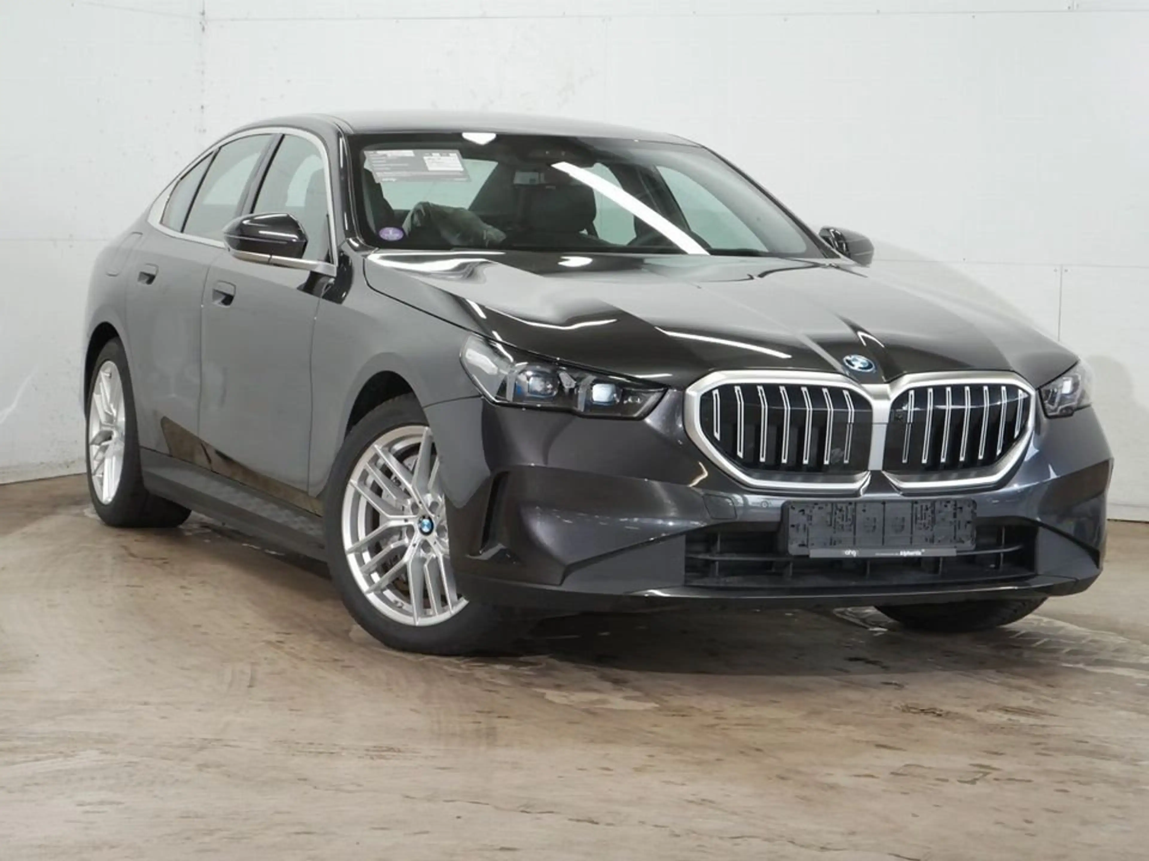 BMW 550 e xDrive + GARANTIE-bis-05.2030 — photo 3