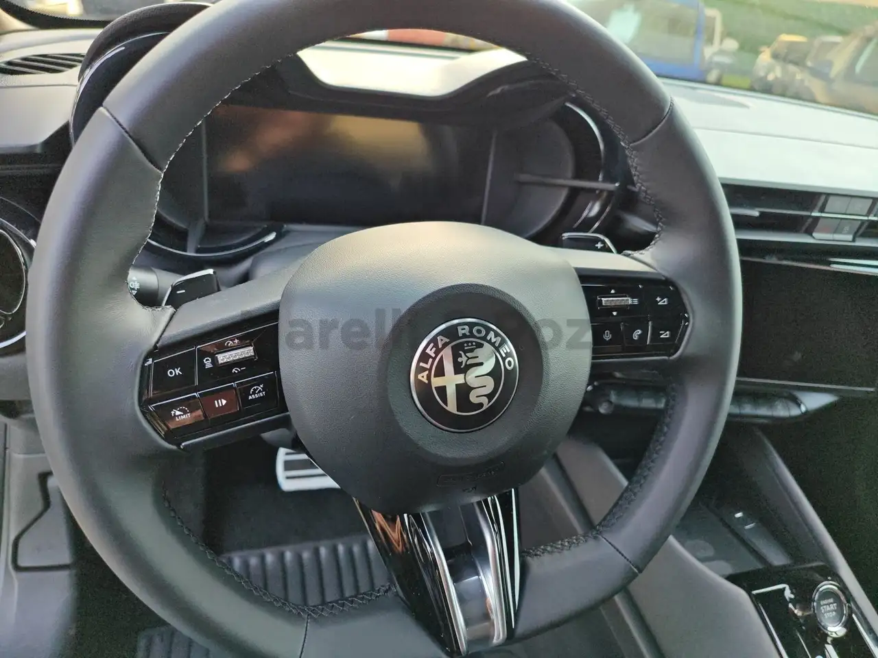 Alfa Romeo Junior 2025 — фото 23