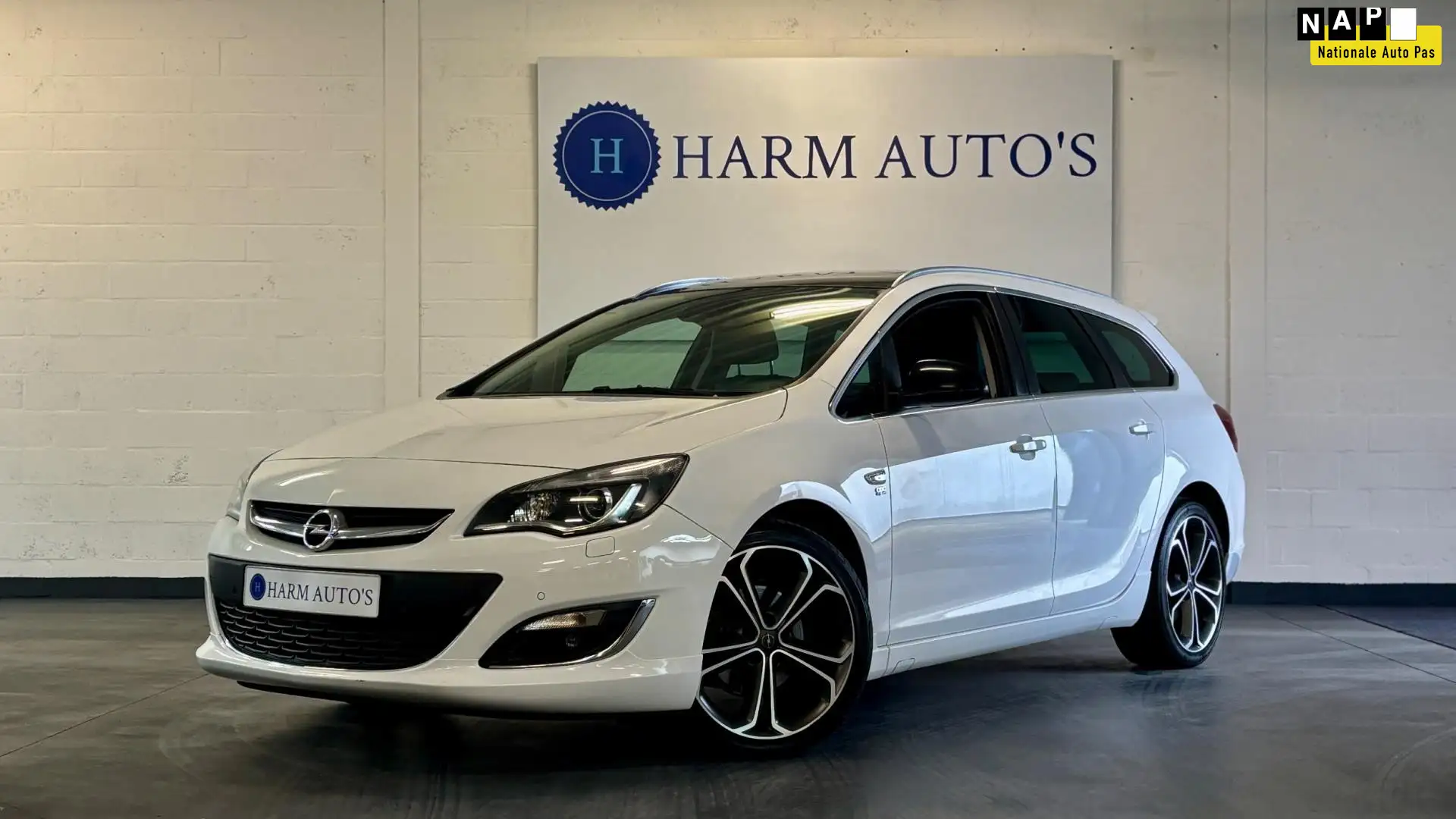 Opel Astra Sports Tourer 1.6 Turbo Sport OPC 170pk Navi/Xenon Blanc - 1