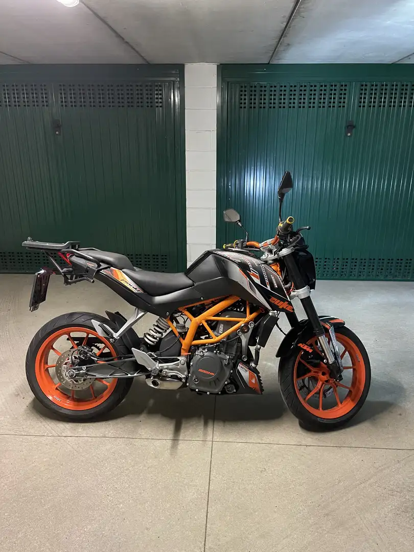 KTM 390 Duke - 2