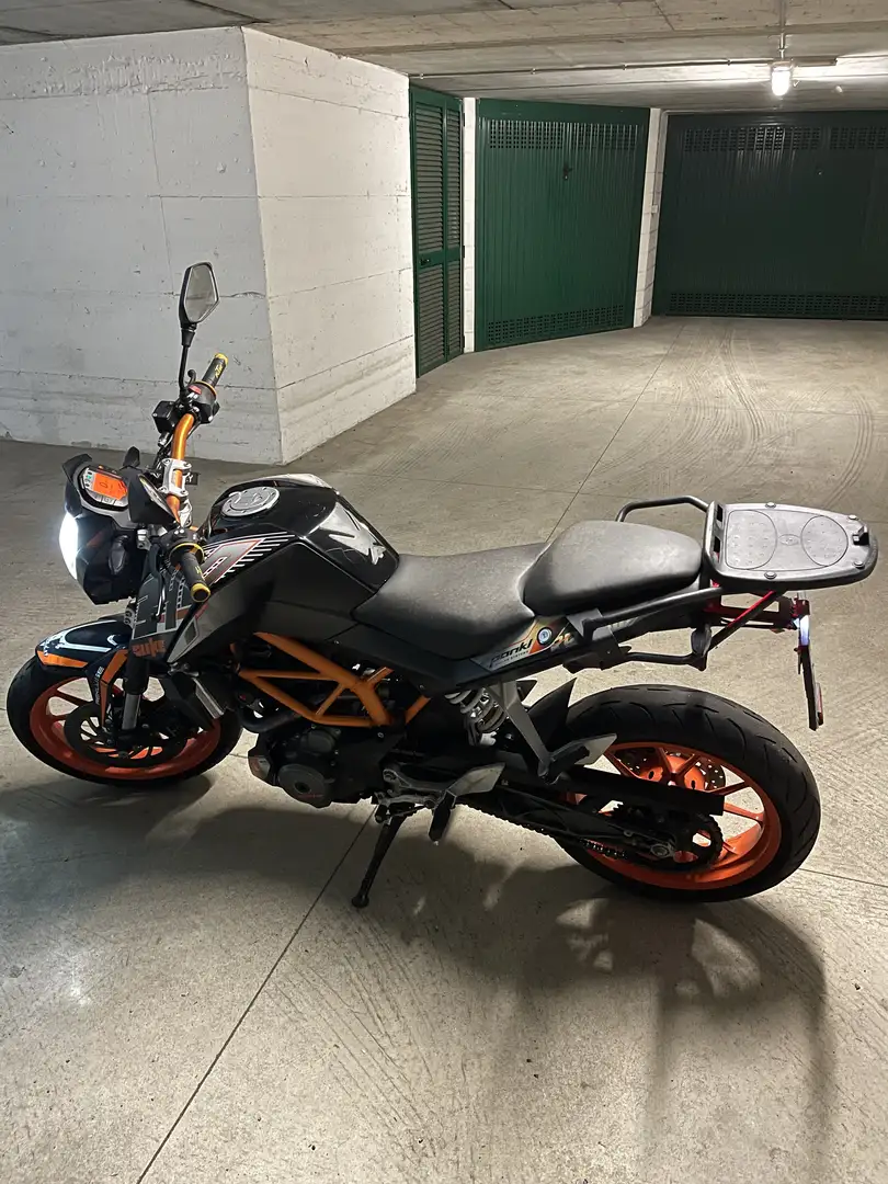 KTM 390 Duke - 1