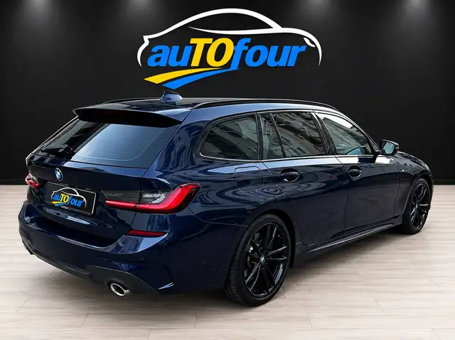 BMW 3 Series view 4