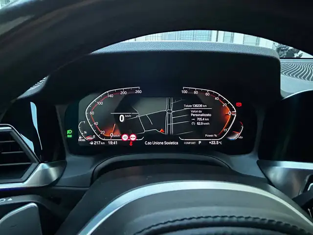 BMW 3 Series view 12