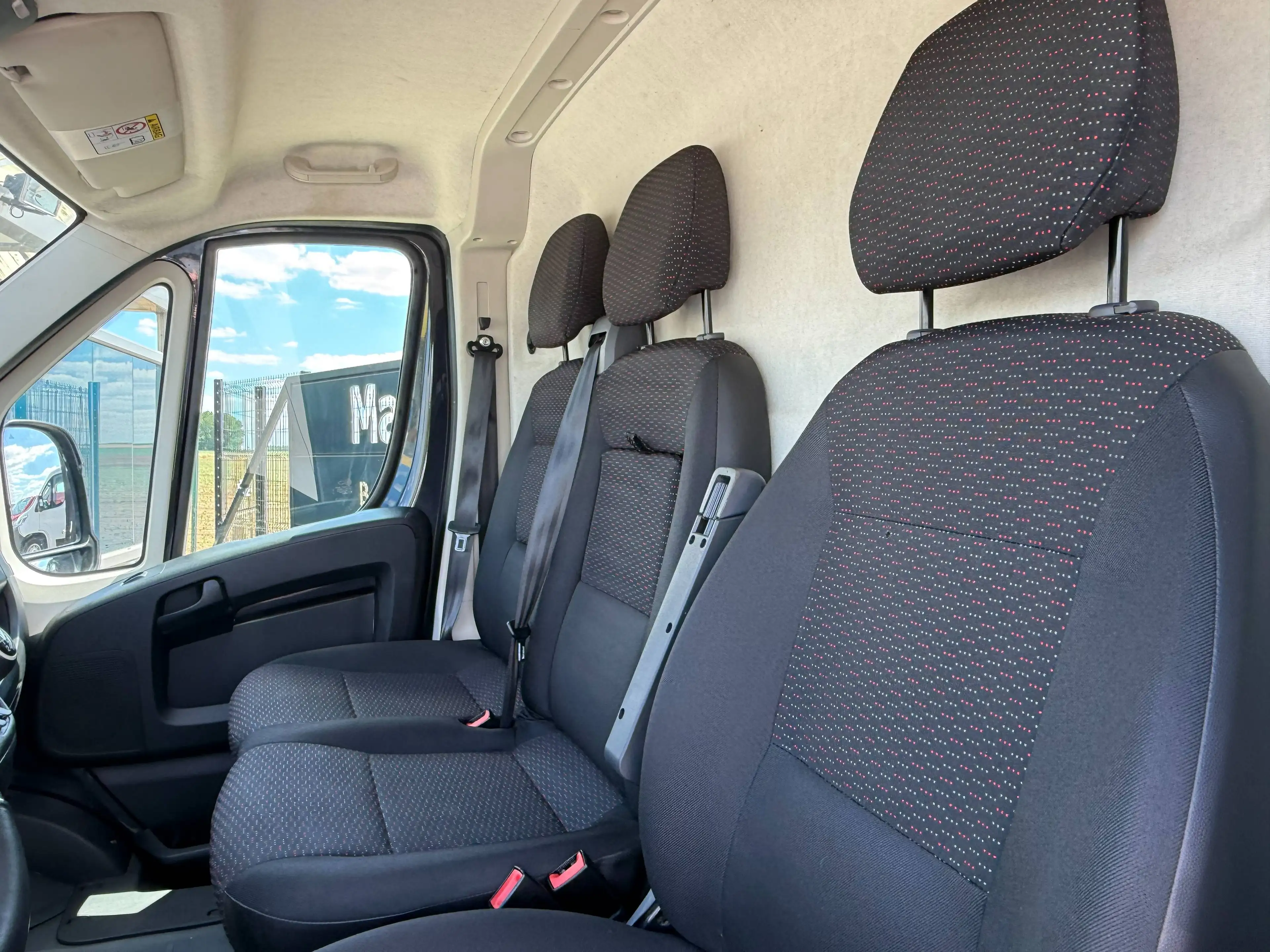 Citroen Jumper 2.2 L2H2 / 3 sièges / 74.630 km / GPS / Apple CarPlay / Caméra de recul — photo 7