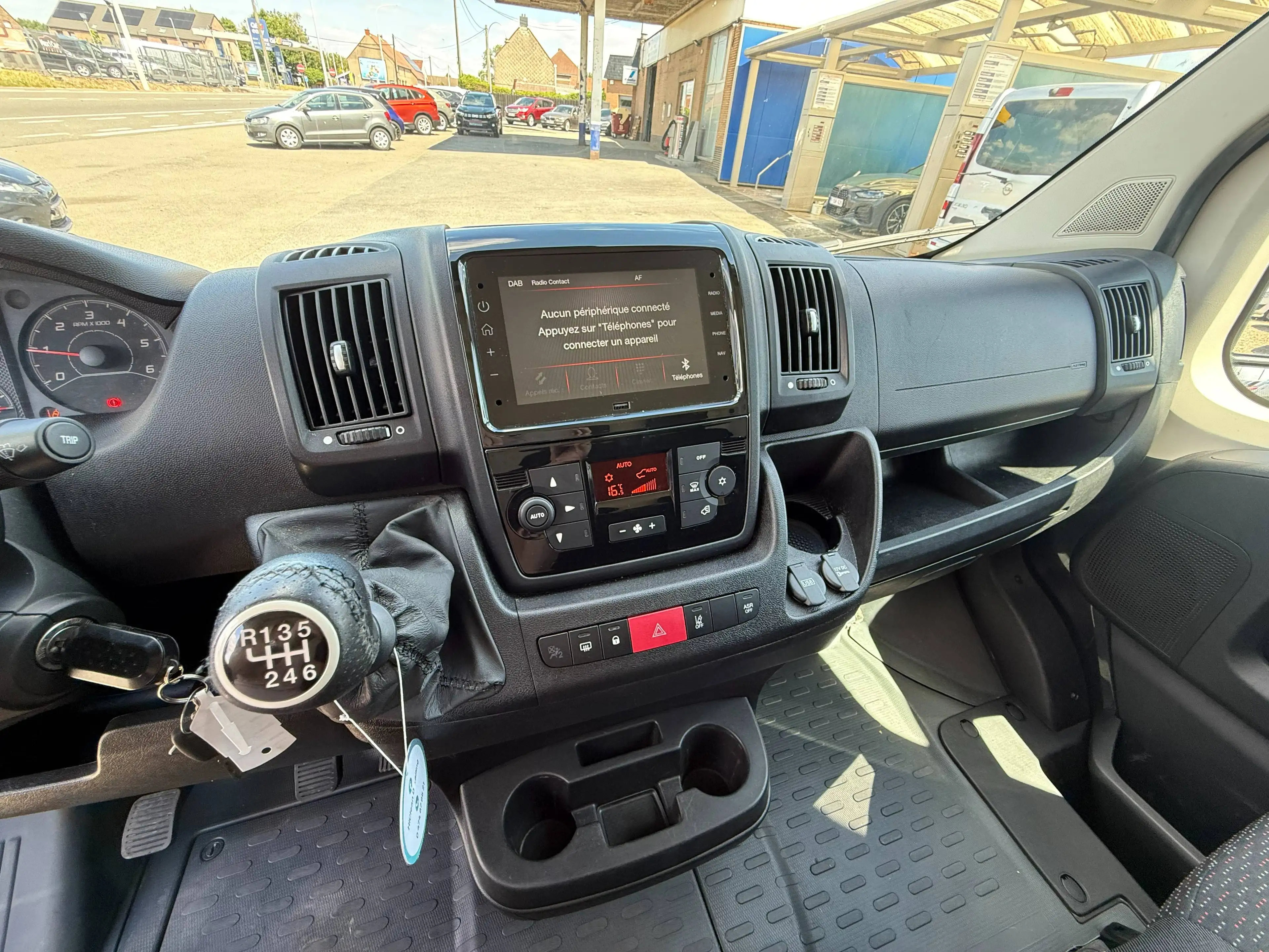 Citroen Jumper 2.2 L2H2 / 3 sièges / 74.630 km / GPS / Apple CarPlay / Caméra de recul — photo 8