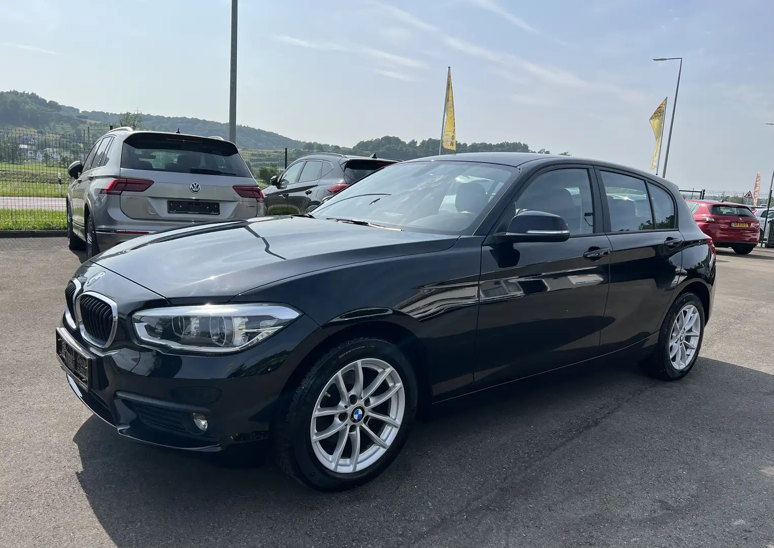 BMW 116 116i Advantage Noir - 1