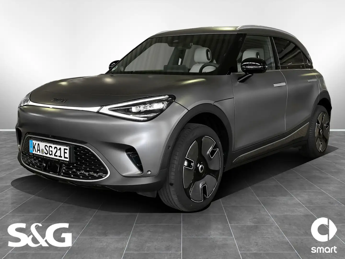 smart #1 PREMIUM 22KW+DAB+LED+360°+Navi+Head-UP+Fahras Grau - 1