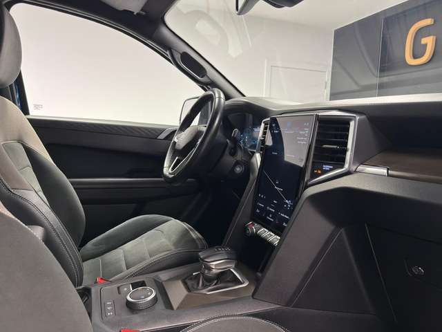 Volkswagen Amarok — photo 14