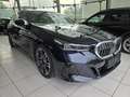 BMW 520 d xDrive Touring -Modell G61 M-Aerodynamikpaket Schwarz - thumbnail 4
