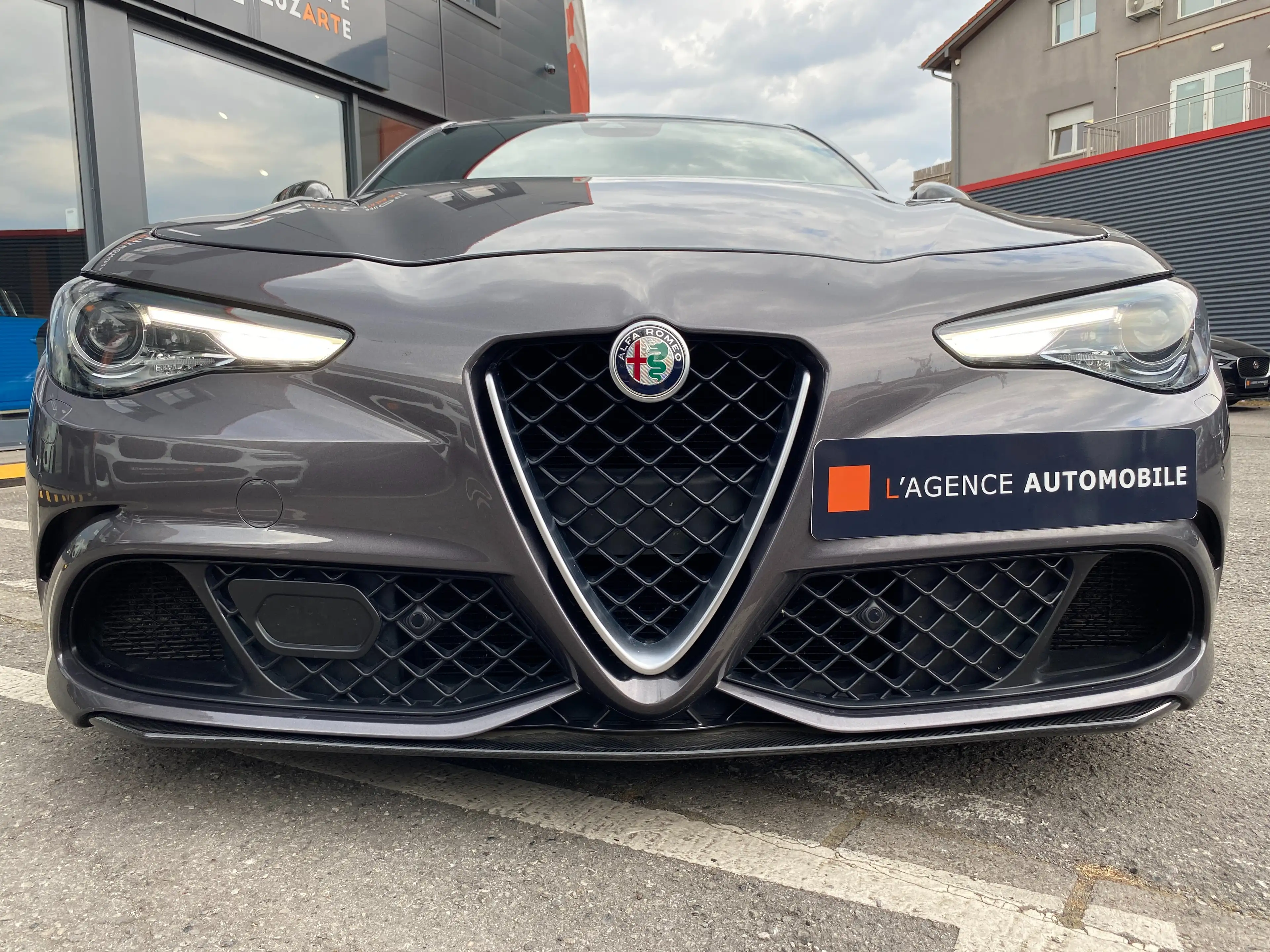 Alfa Romeo Giulia Giulia 2.9 V6 Bi-Turbo Quadrifoglio — photo 3