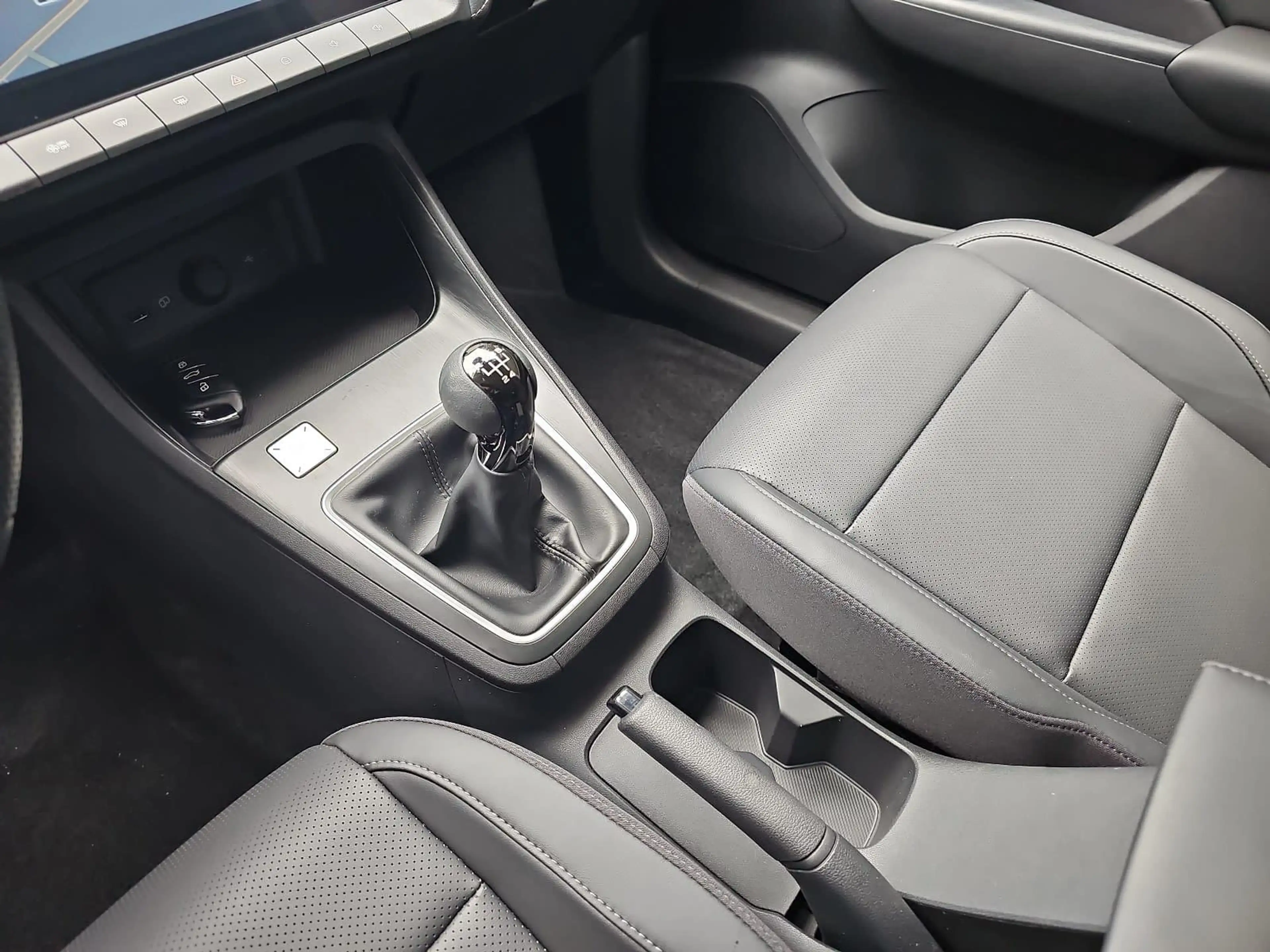 MG ZS ZS 1.5 VTI-TECH COMFORT NAVI LM17 KEYLESS-ENTRY — photo 13