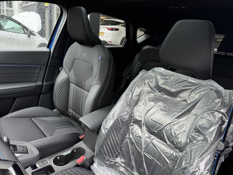 Renault Captur 1.8 E-Tech full hybrid 160 esprit Alpine — photo 11