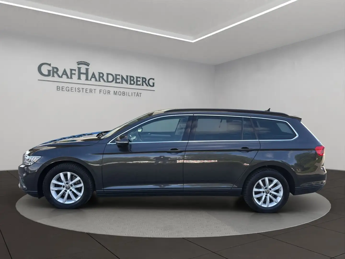 Volkswagen Passat Variant 1.5 TSI DSG Business AHK ACC PDC Grau - 2