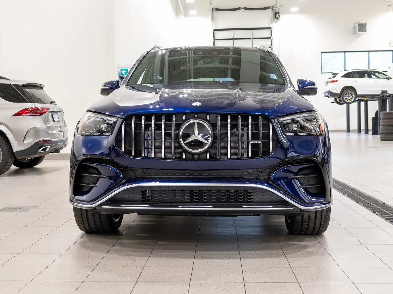 Mercedes-Benz GLE снимка Mercedes-Benz GLE