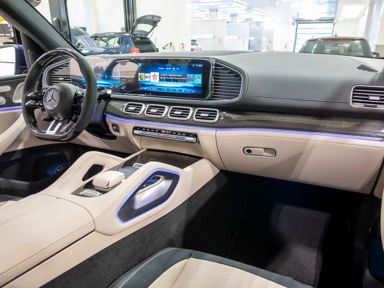 Mercedes-Benz GLE снимка Mercedes-Benz GLE