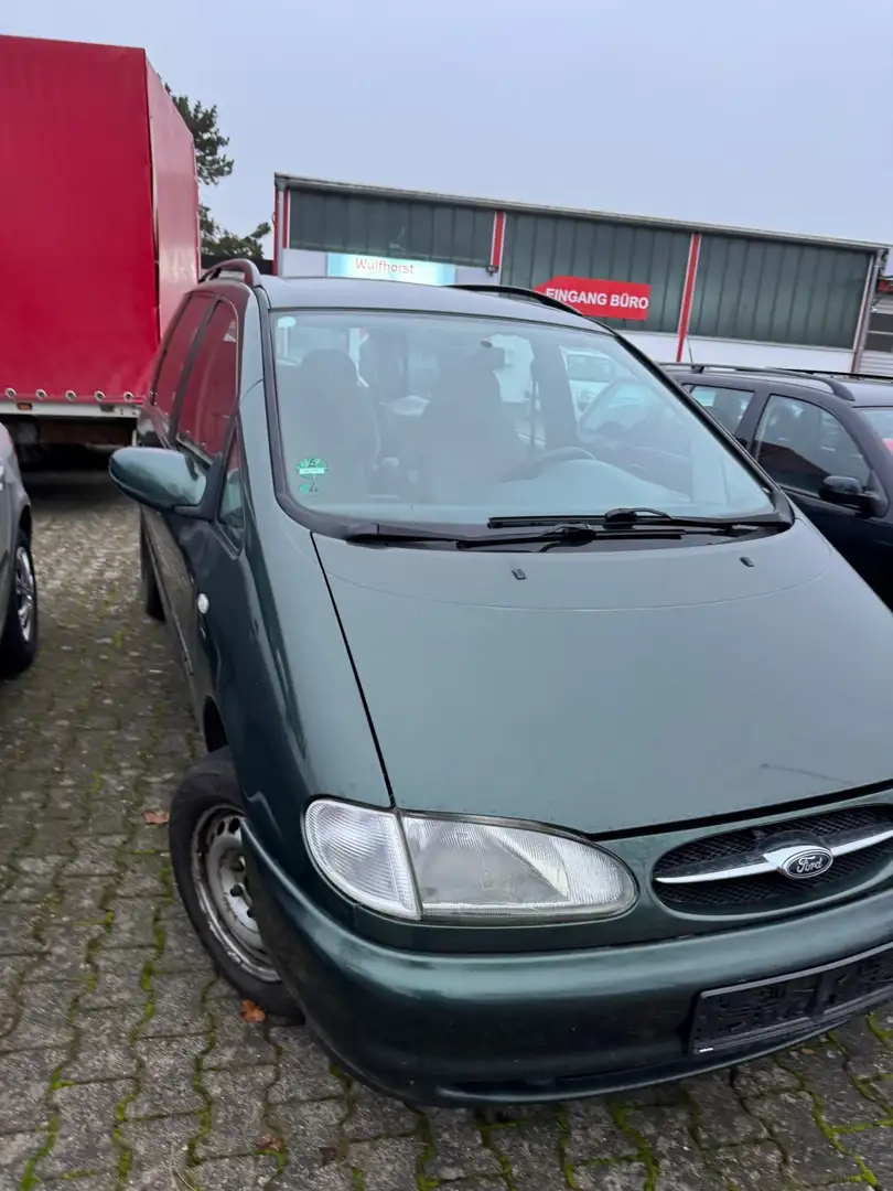 Ford Galaxy V6 GLX Verde - 1