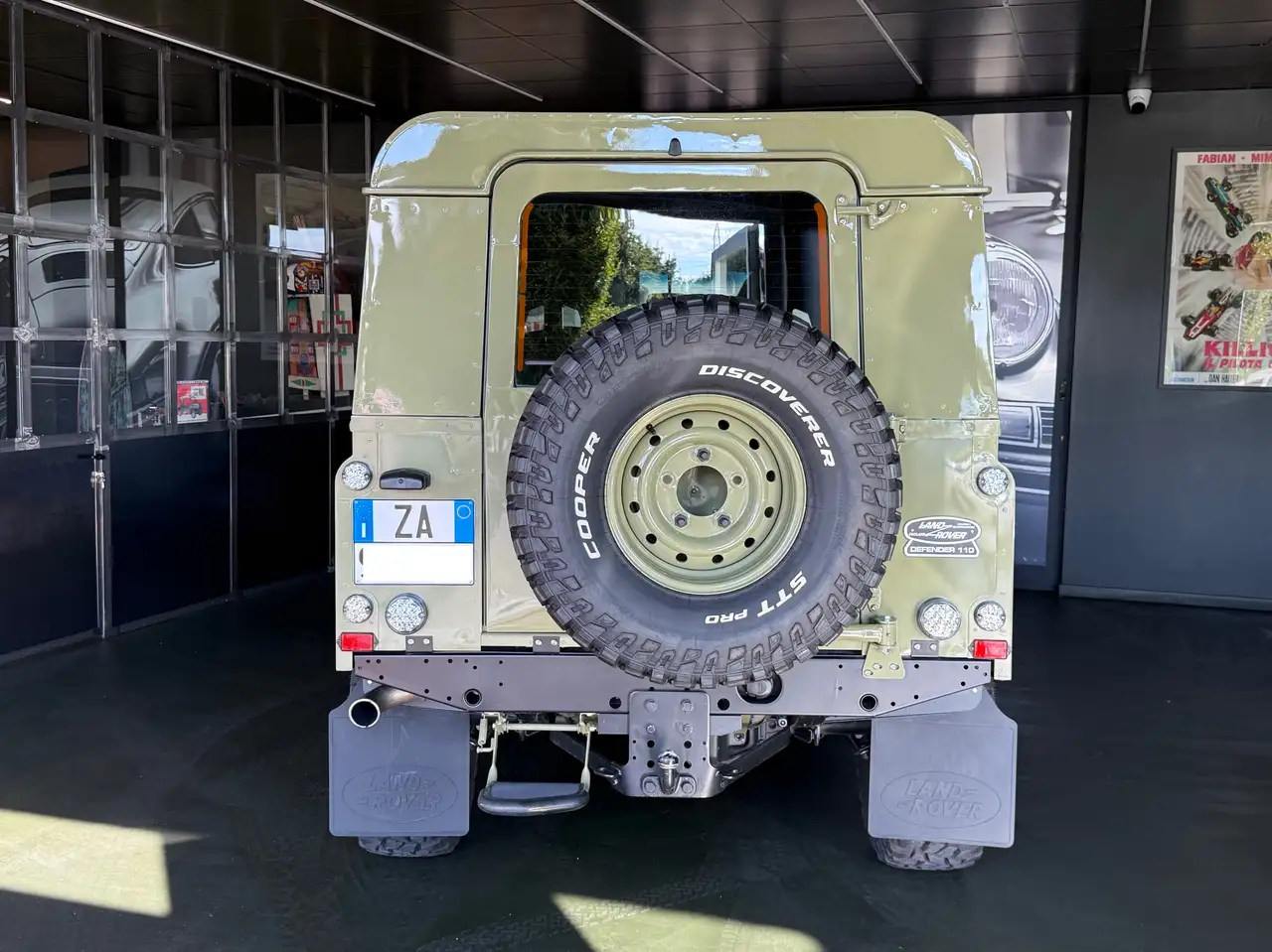 Land Rover Defender 110 2.5 td5 E Hard Top RIcond. "The world's style", foto 7