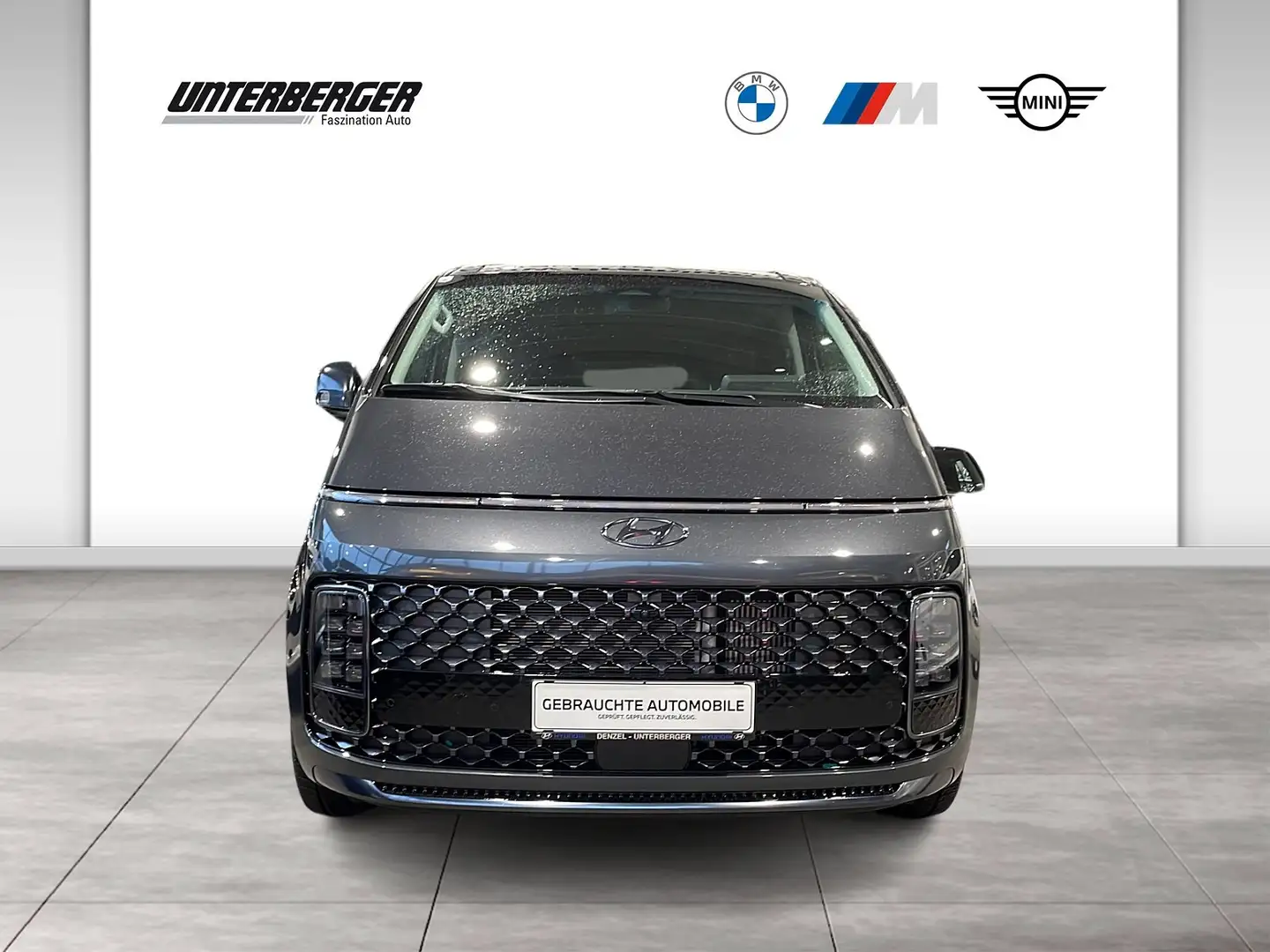 Hyundai STARIA Bus Luxury Line Grau - 2