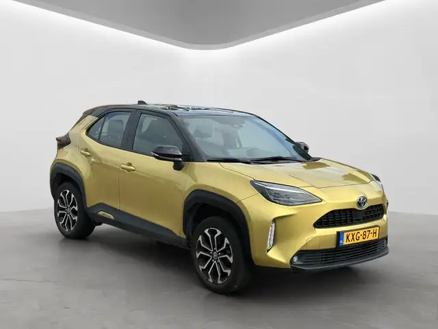 Toyota Yaris Cross view 9