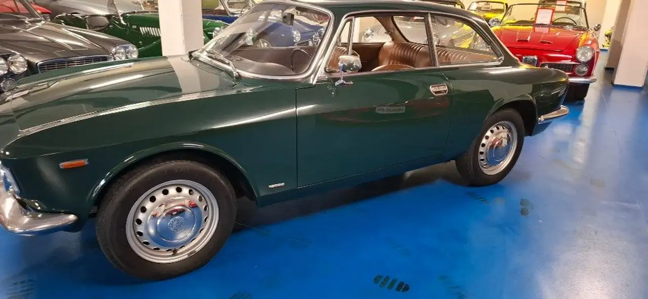 Alfa Romeo GT SCALINO VERDE PINO con INTERNI CUOIO, foto 10