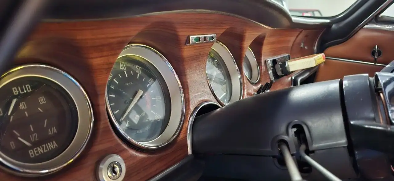 Alfa Romeo GT SCALINO VERDE PINO con INTERNI CUOIO, foto 7