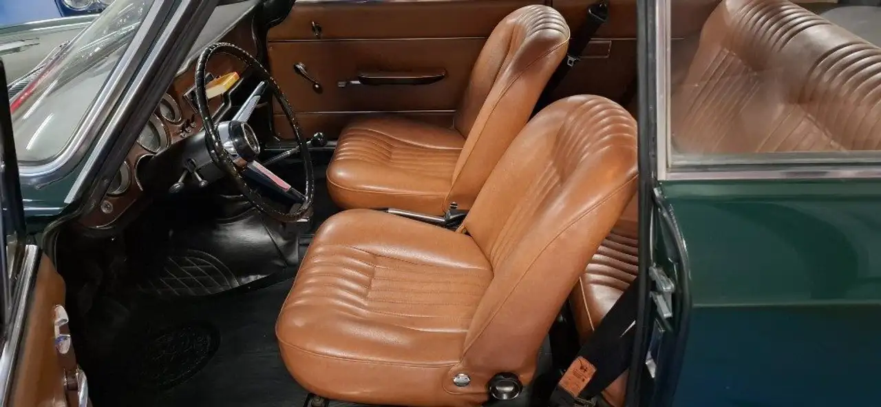 Alfa Romeo GT SCALINO VERDE PINO con INTERNI CUOIO, foto 5