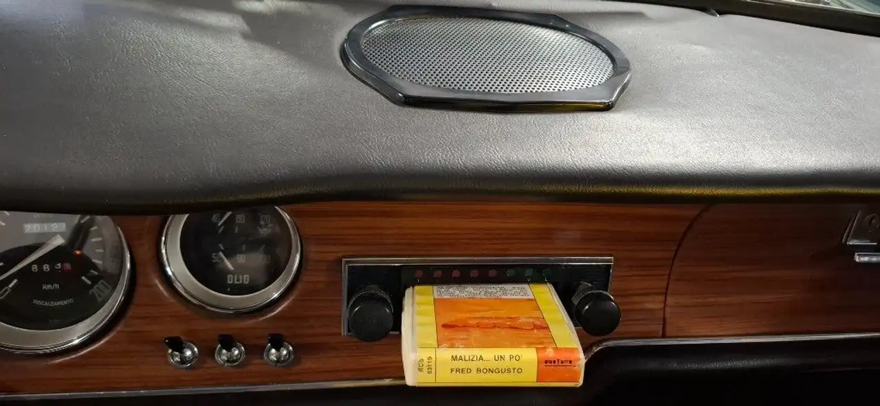 Alfa Romeo GT SCALINO VERDE PINO con INTERNI CUOIO, foto 9