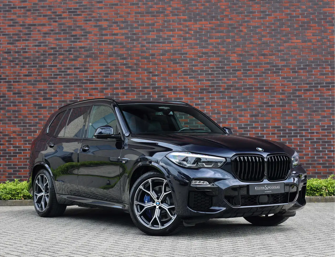 BMW X5 45e xDrive High Executive | Pano - Trekhaak - Deal Zwart - 1