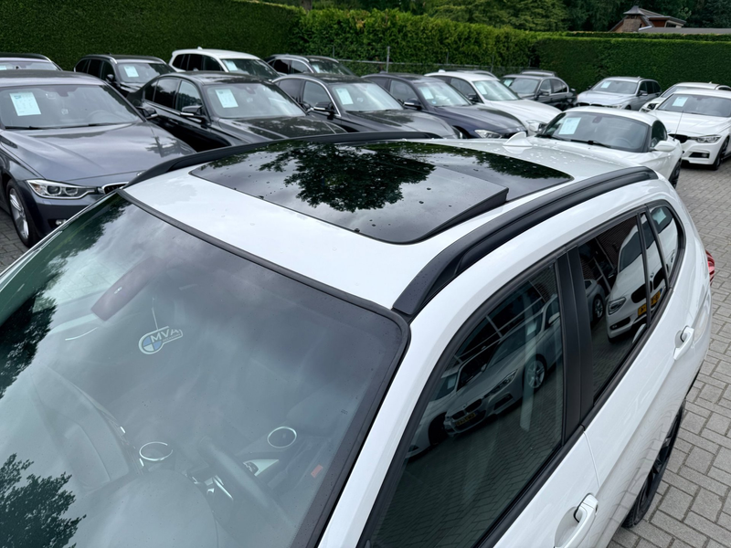 BMW X1 SDrive20i Upgrade Edition Sport|Nieuwe Ketting|Pan — photo 4