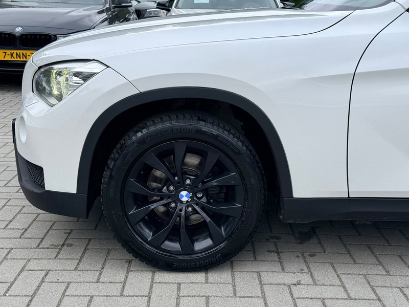 BMW X1 SDrive20i Upgrade Edition Sport|Nieuwe Ketting|Pan — photo 14